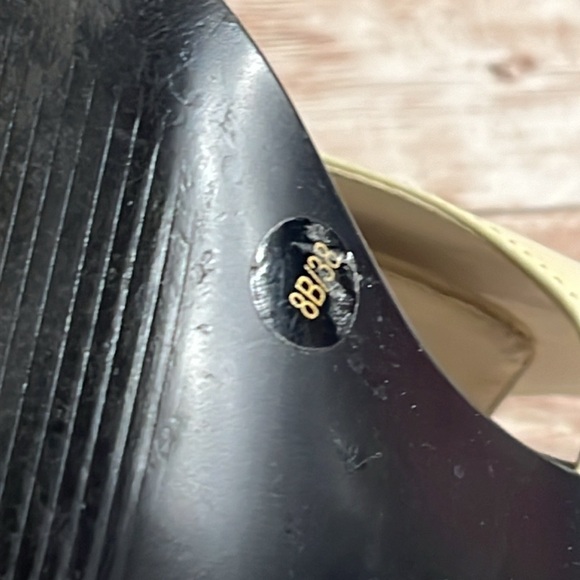 BCBGirls Size 8B/38 Heels Lace Up Peep Toe Heels - Picture 8 of 10